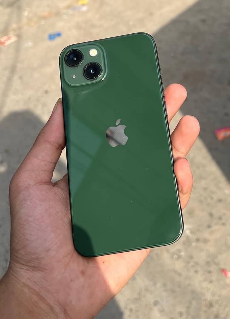 Apple iPhone 13 0
