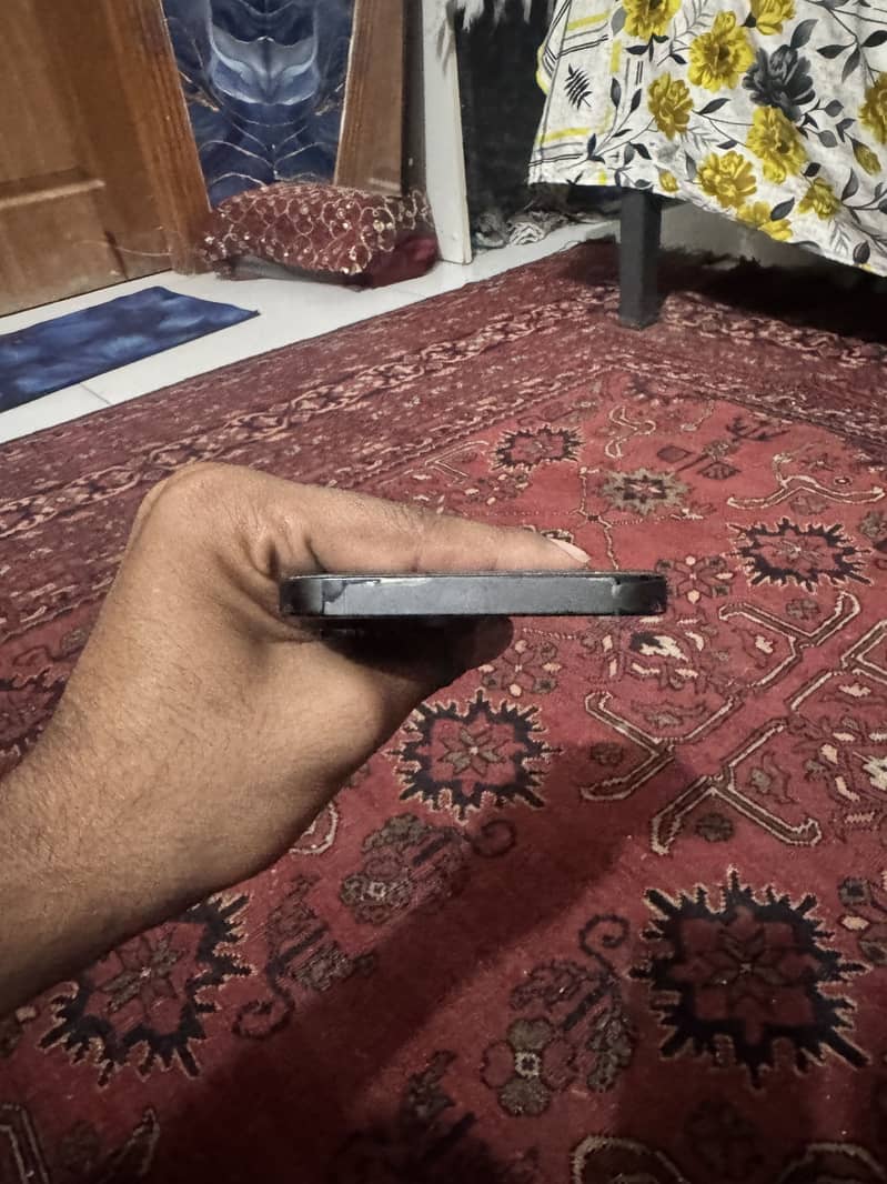 Apple iPhone 14 Pro Max 5
