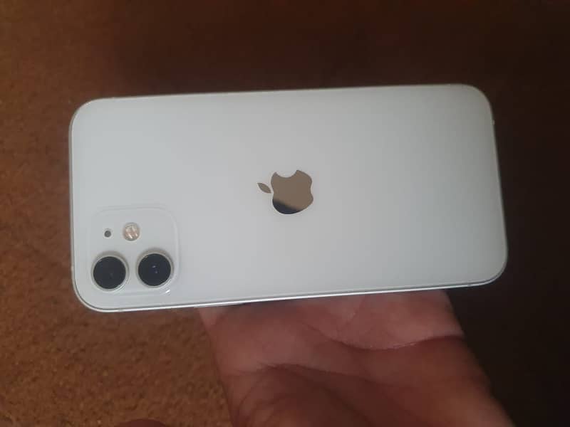 Apple iPhone 12 5