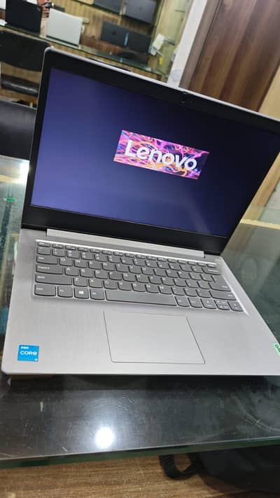 Lenovo I3 11th generation  8gb ddr4 ram  128 SSD