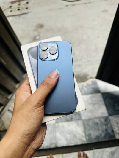 Apple iPhone 15 Pro