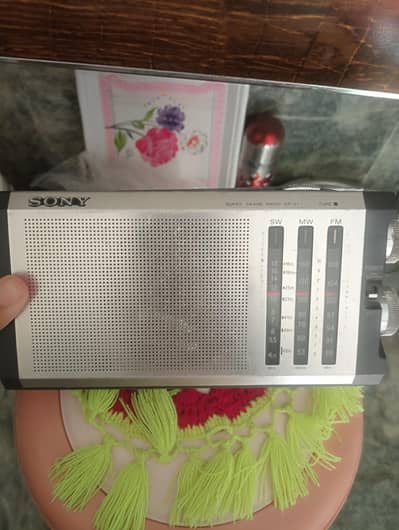 Sony Orignal 3 band Radio