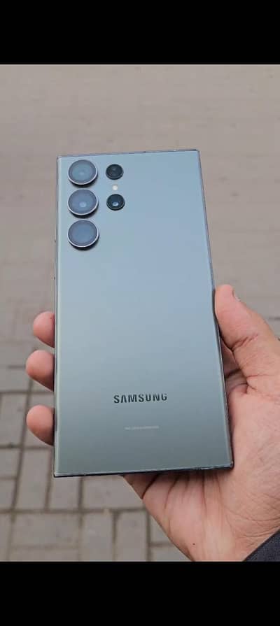 Samsung S23 Ultra 12 gb/ 256gb. 120fps
