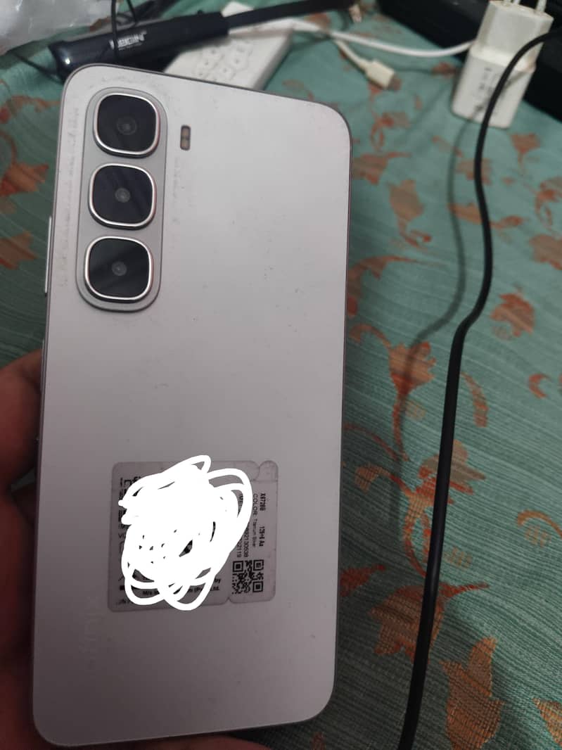 Tecno Camon 50 Pro 0