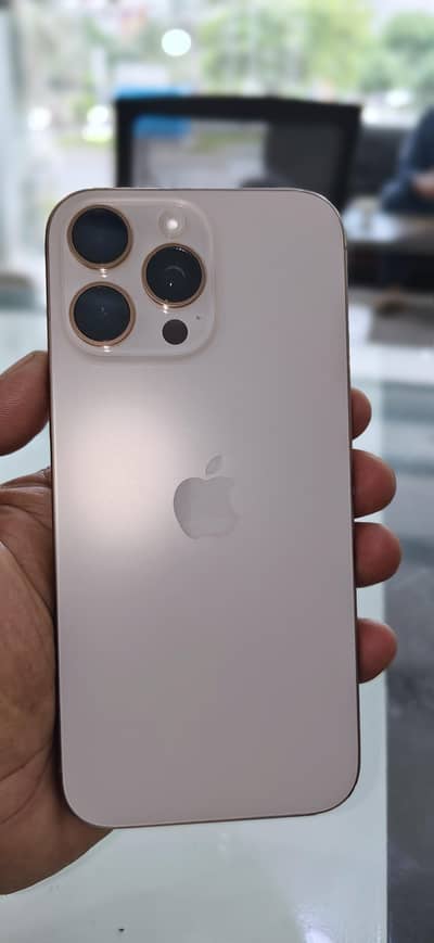 Apple iPhone 16 Pro Max