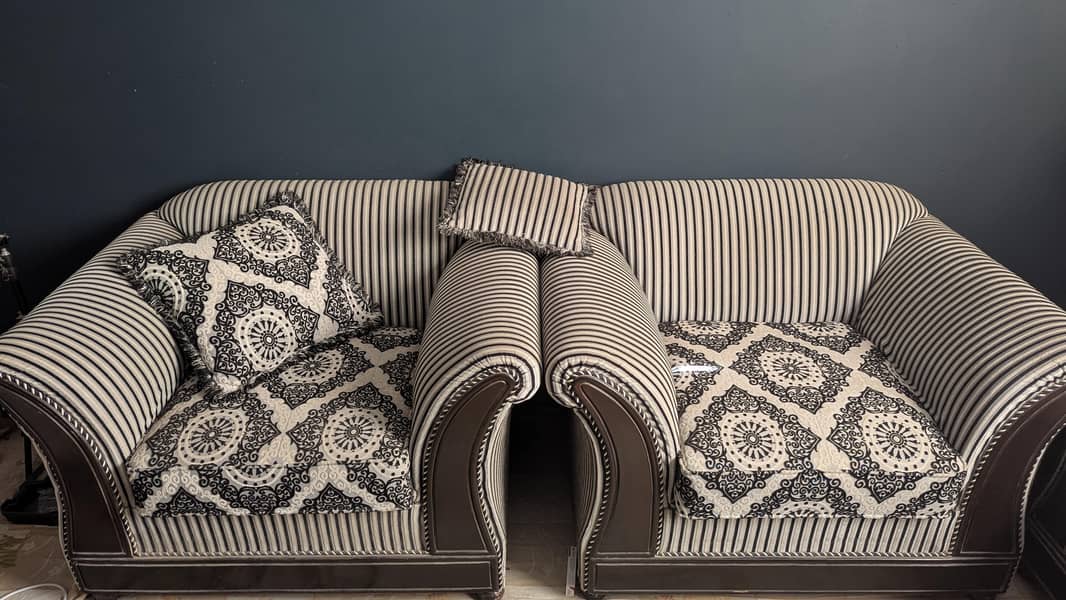 Sofa 5 seater 2
