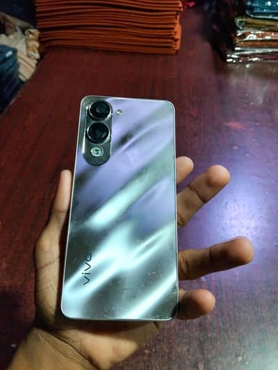 Vivo Y04