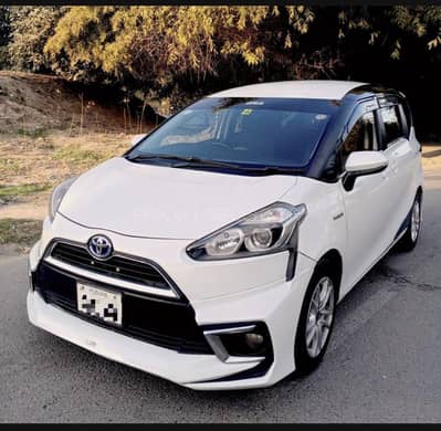 Toyota Sienta 2016