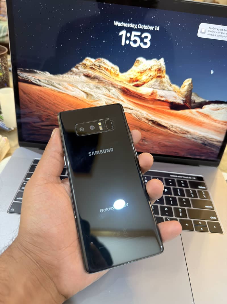 Samsung Mobile Note 8 6