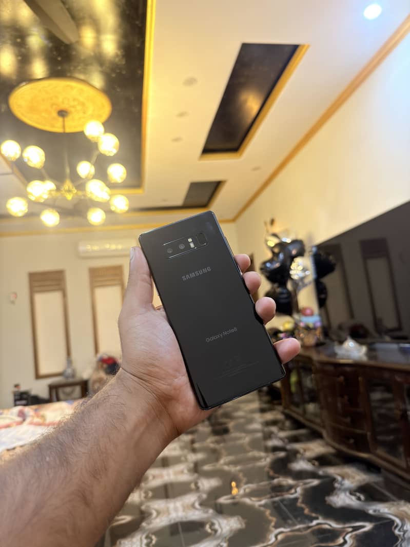 Samsung Mobile Note 8 35
