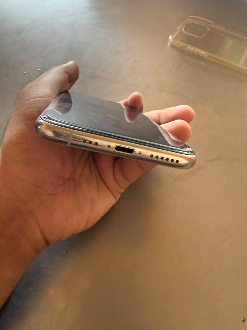 Apple iPhone 11 Pro 256 GB Pta approved 3