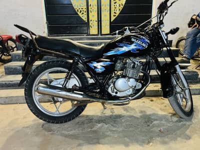 Suzuki GS 150