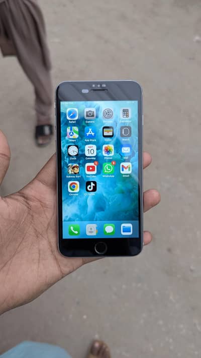 Apple iPhone 6S Plus