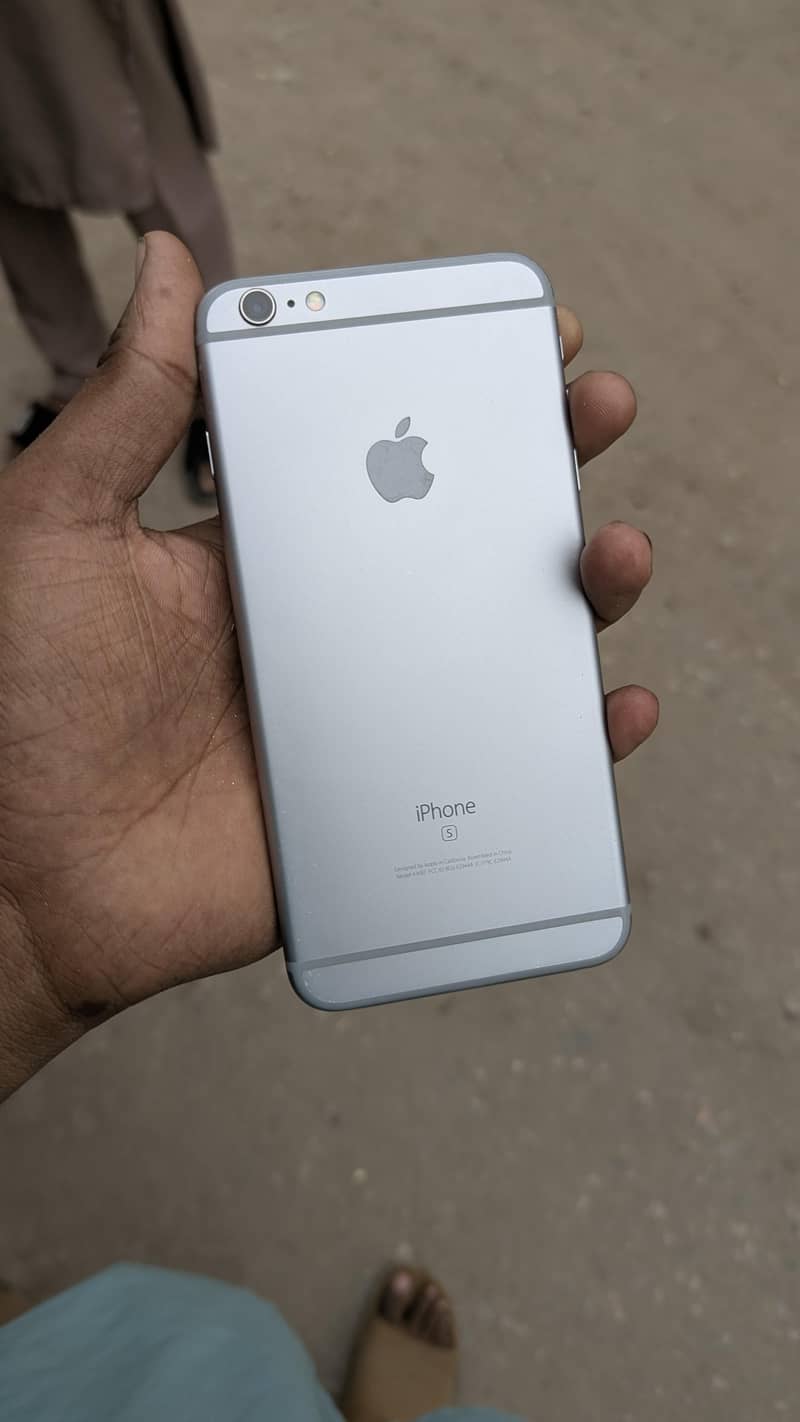 Apple iPhone 6S Plus 4