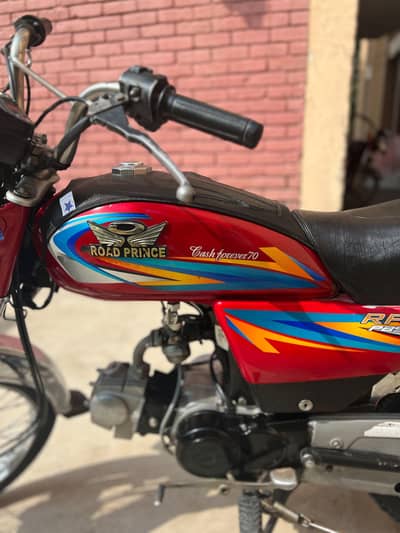 Road prince 2021 Model perfect for use no work engine 100%