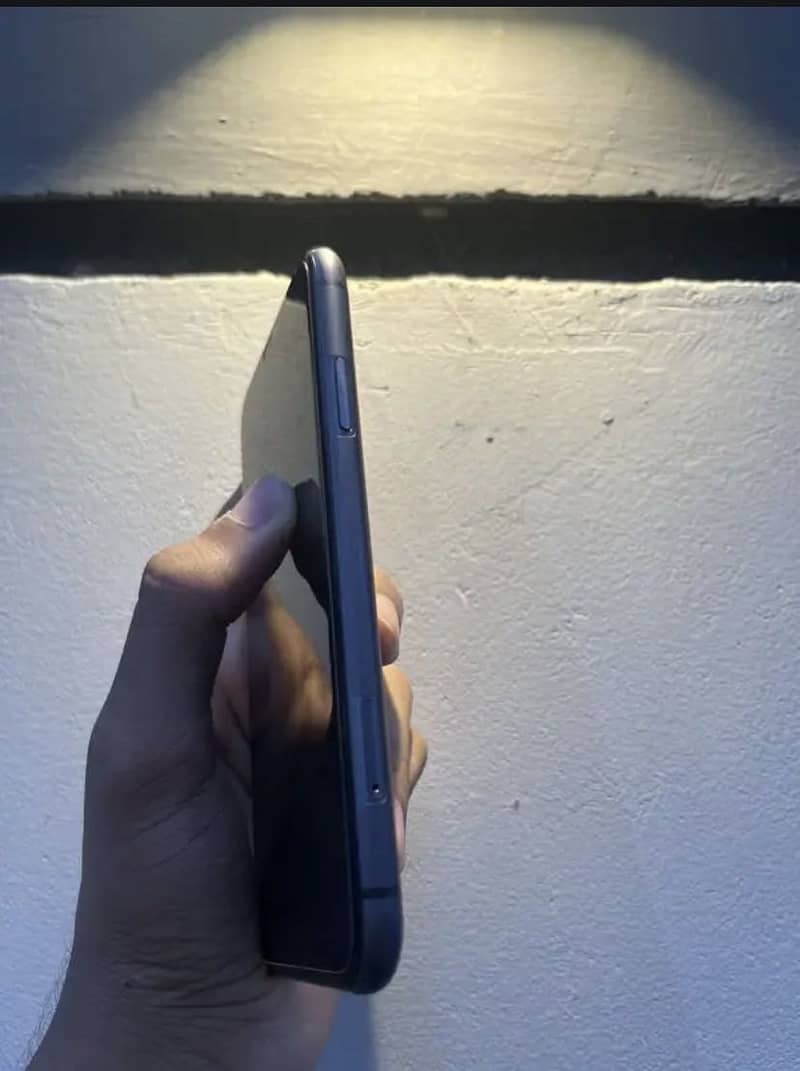 Apple iPhone 11 1