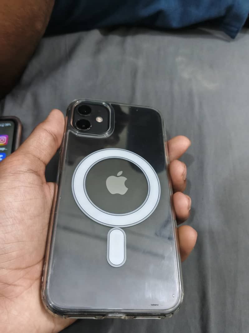 Apple iPhone 11 9