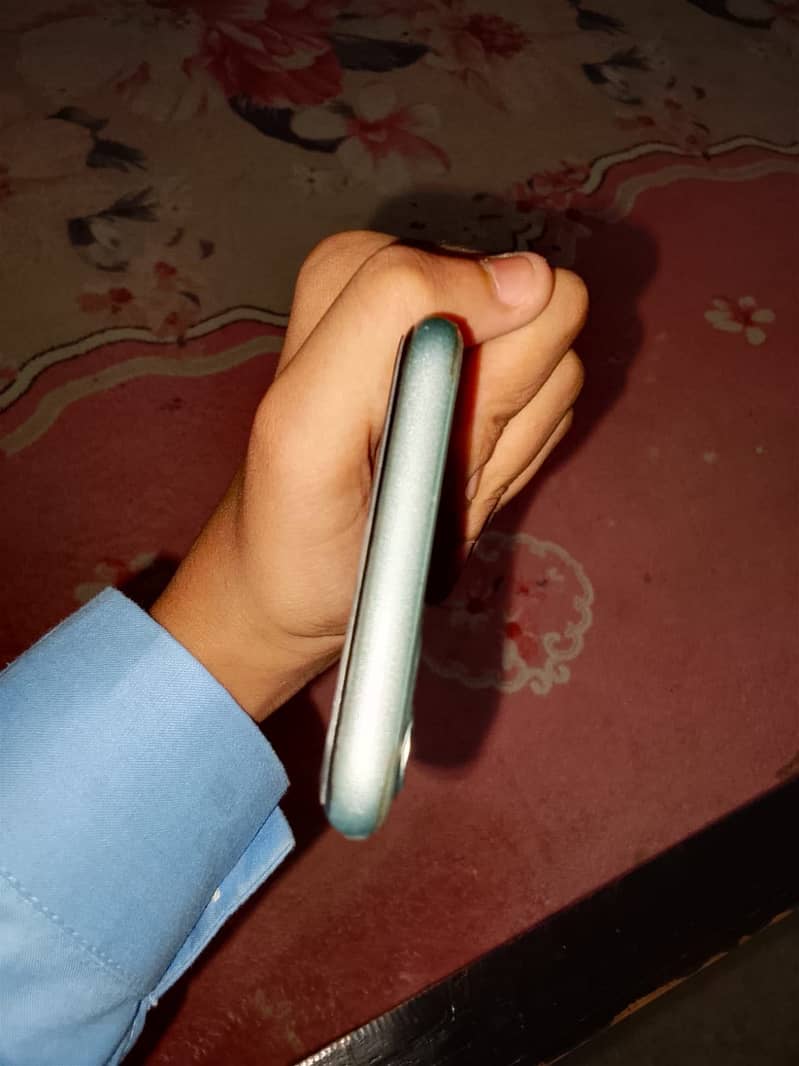 Apple iPhone 11 1