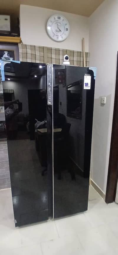 Side by Side Haier  Refrigerator