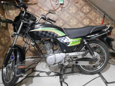 Honda 125 deluxe