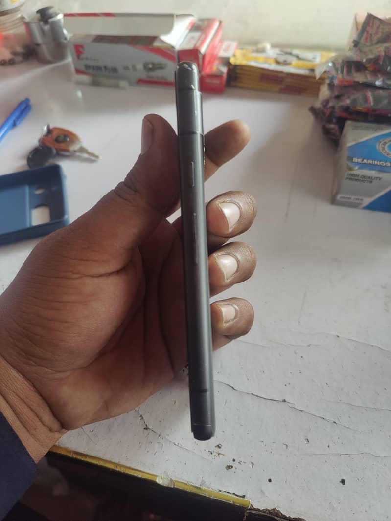 Google Pixel 7a 4