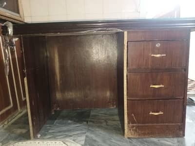 office tables