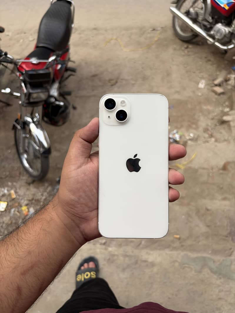 Apple iPhone 14 plus 3