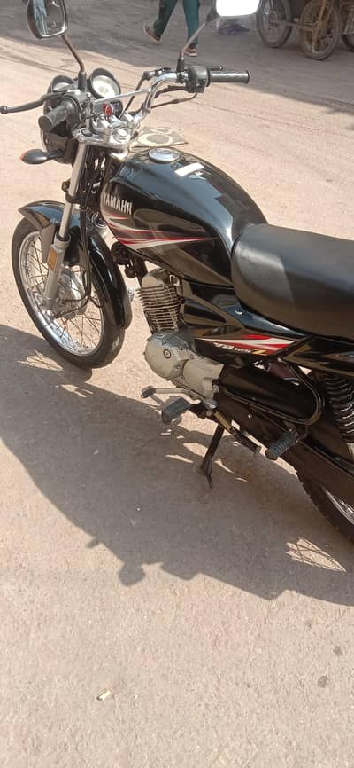 Yamaha 125z for sell round gair transmition