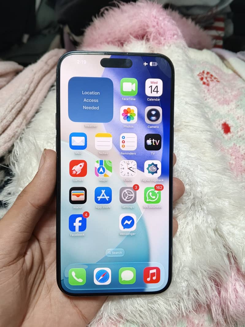 Apple iPhone 15 Pro Max 4