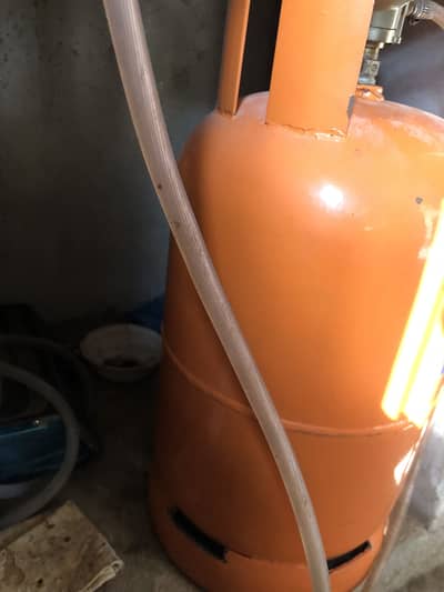 Gas salender for sell 2 month use 13 kg