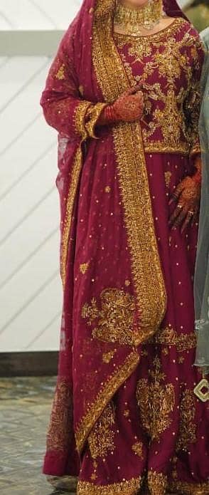 BRIDAL SHELEER WITH TOP CONDITION