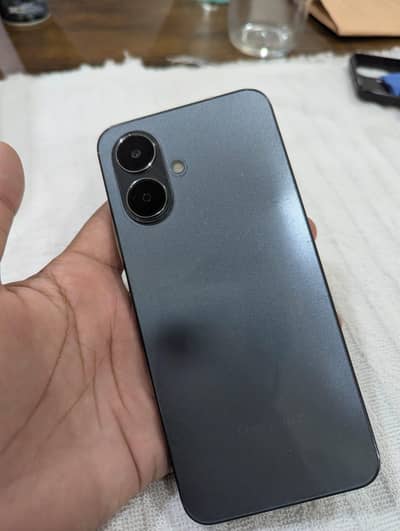 Tecno Spark Go 2
