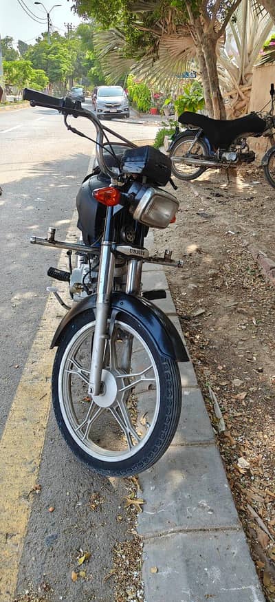 jailing bike hai FNF price serious buyers contact with me 03102761766