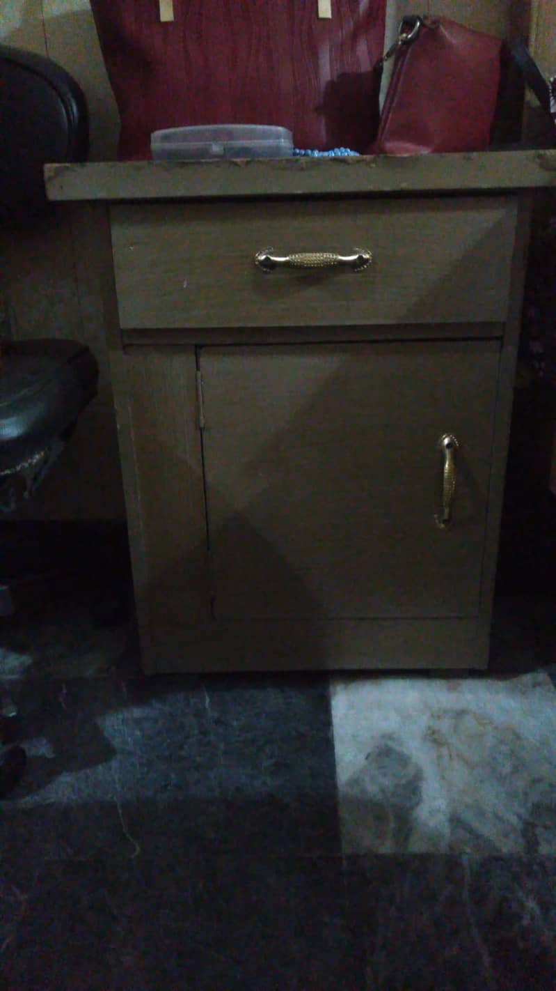 Bed Set |Dressing Table | Side Table 2