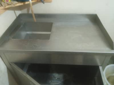 Steel Sink Table ' Steel table For Hotel & Refreshments