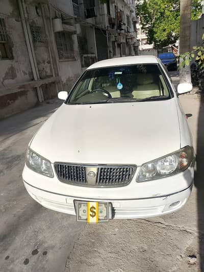 Nissan Sunny 2009