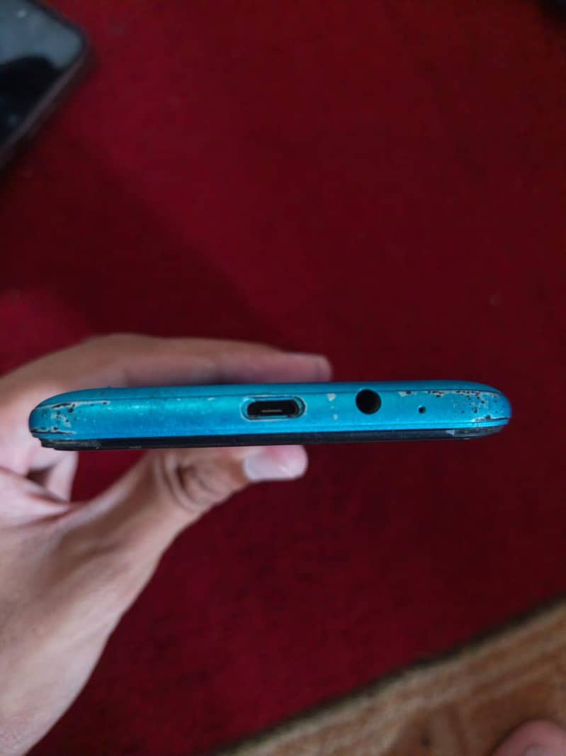 Tecno Spark 4 Lite 4