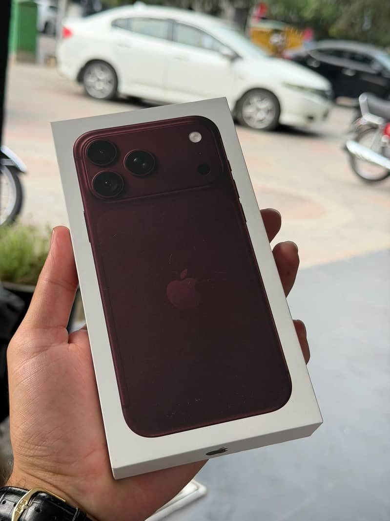 Apple iPhone 18 Pro Max 0
