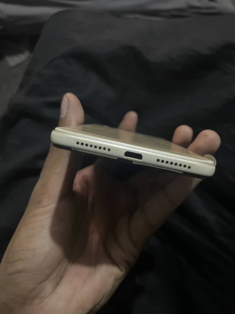 OPPO A37 3