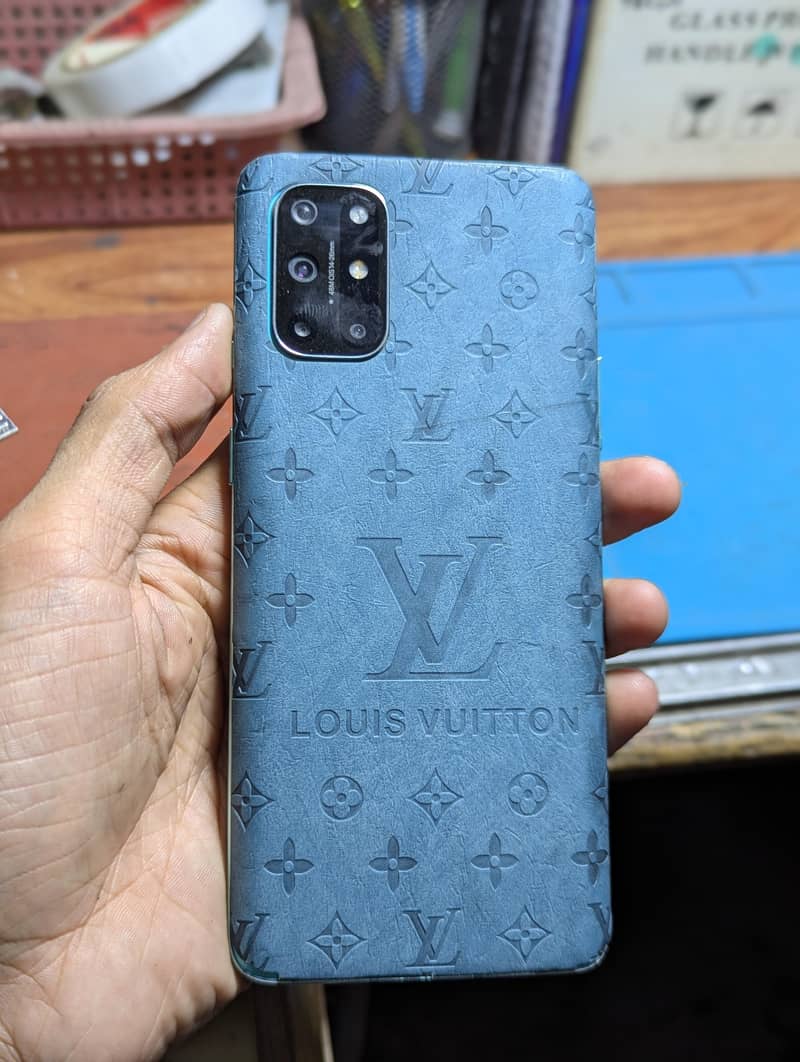 One Plus 8T 1