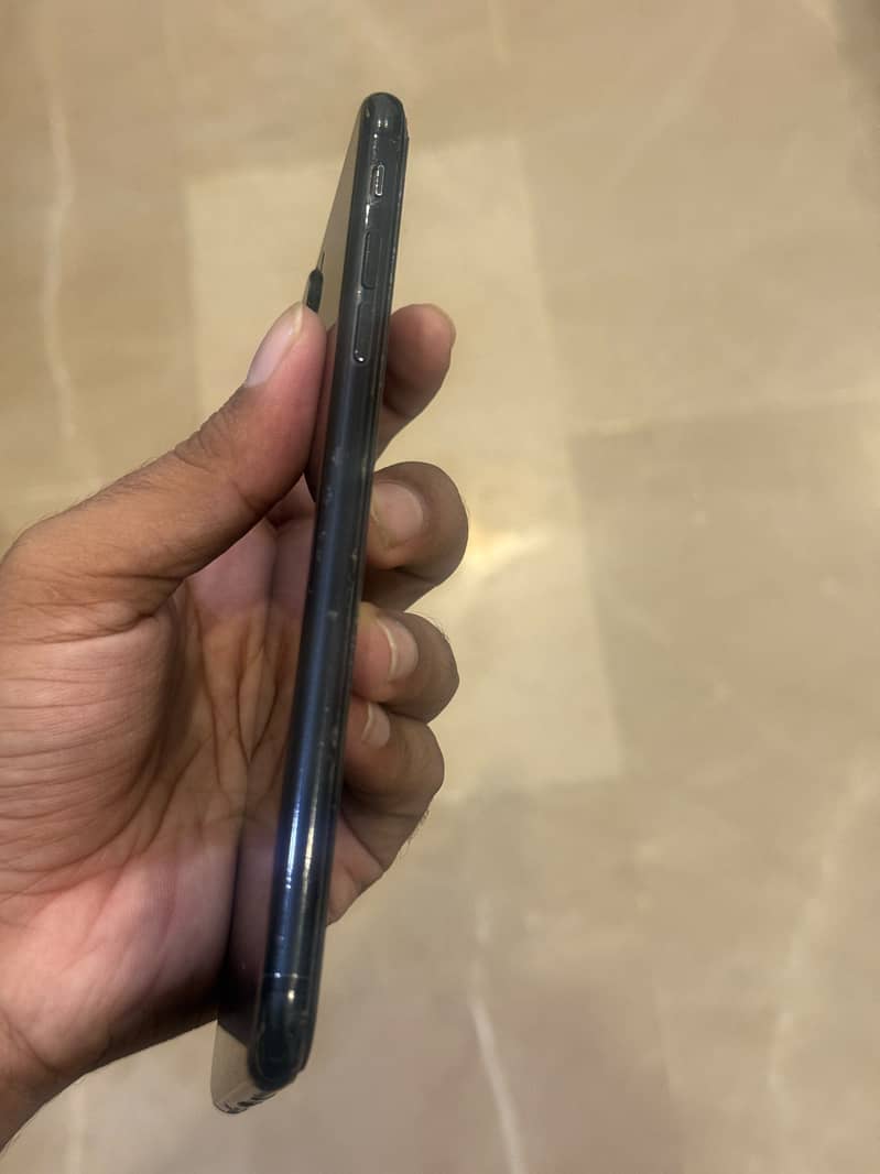 Apple iPhone 7 Plus 1