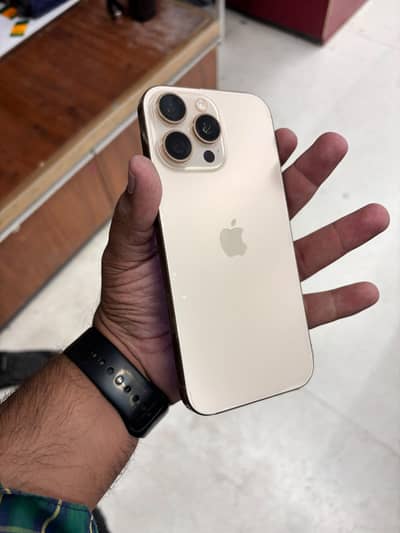 Apple iPhone 16 Pro Max