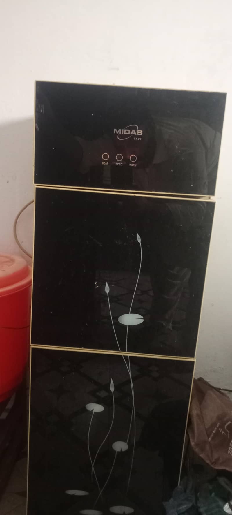 4 dispenser 2
