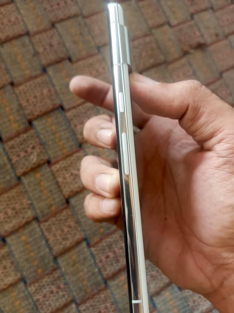 Google Pixel 7 Pro 2