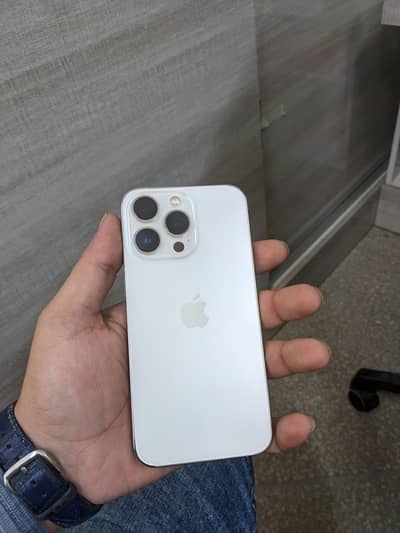 Apple iPhone 13 Pro