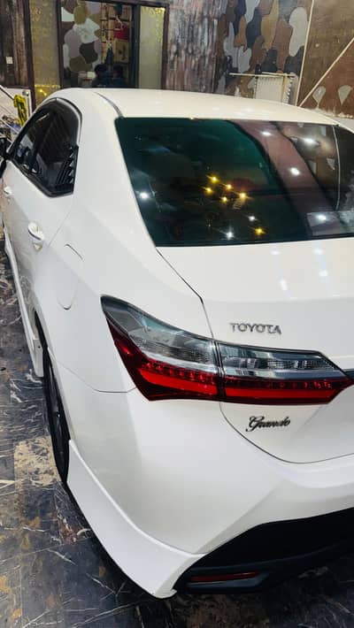 Toyota Altis Grande 2016