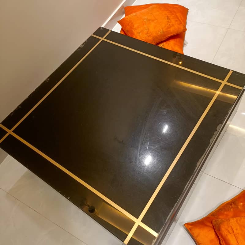 center table 0