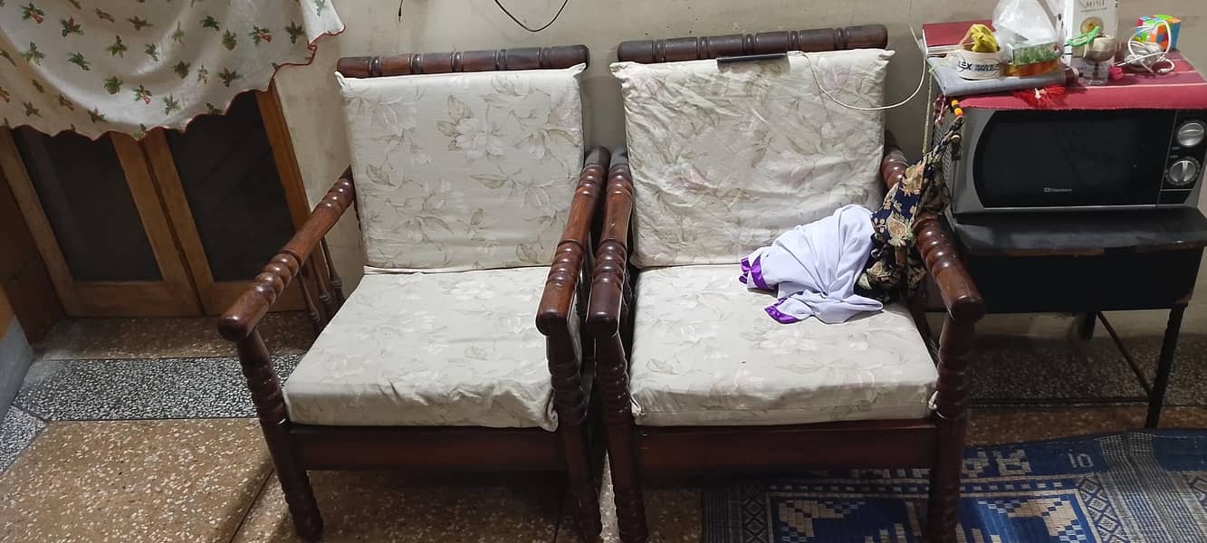 sofa set available 3