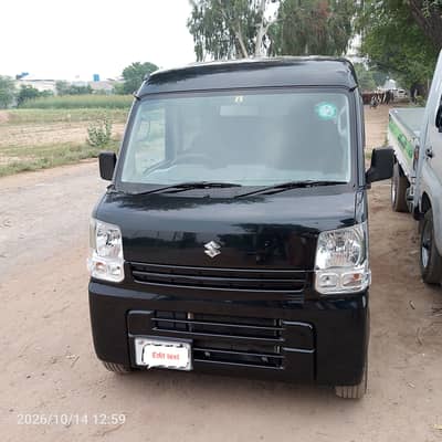 Black Beauty Suzuki 2025. (03017234392)