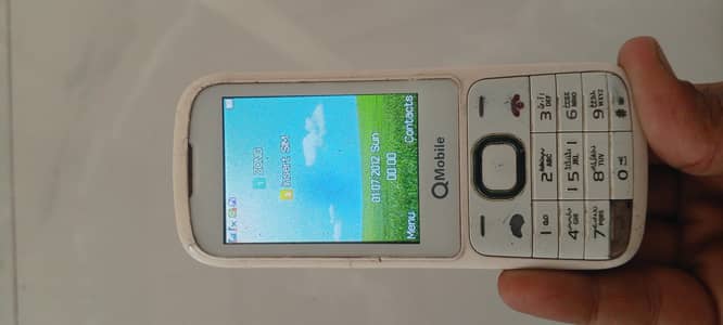 Qmobile e4